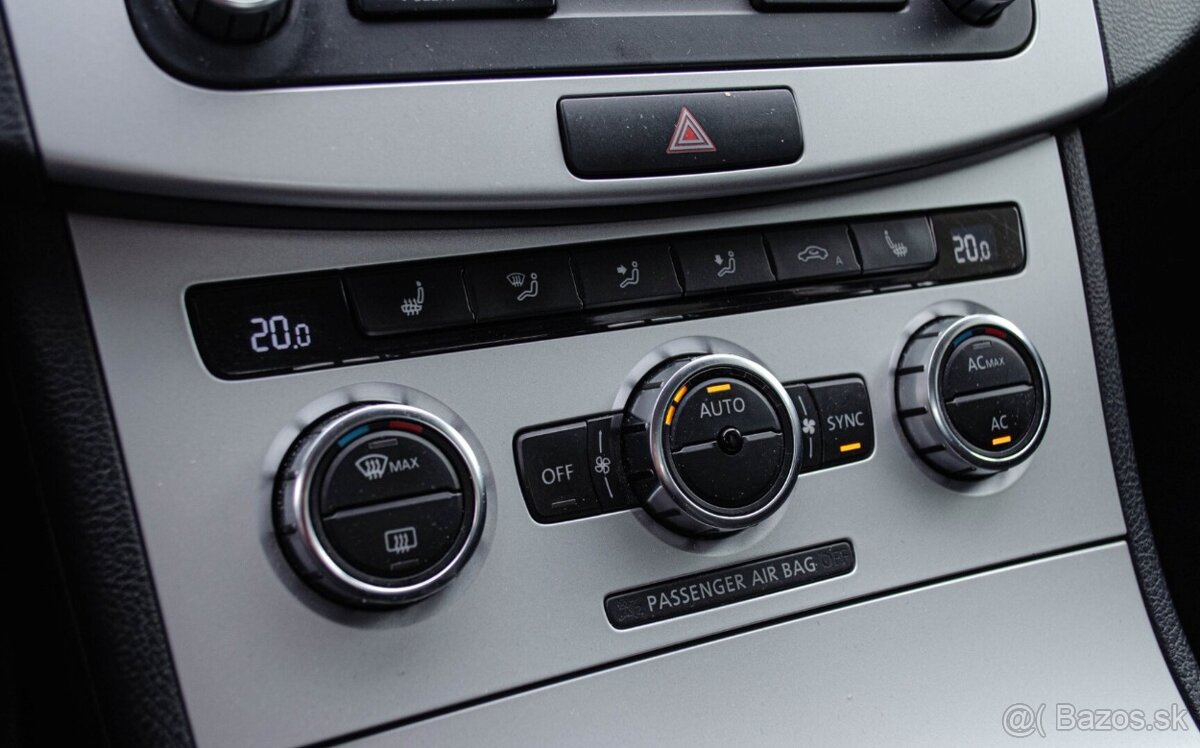 Volkswagen Passat B7 1.6 TDI Sedan - 16