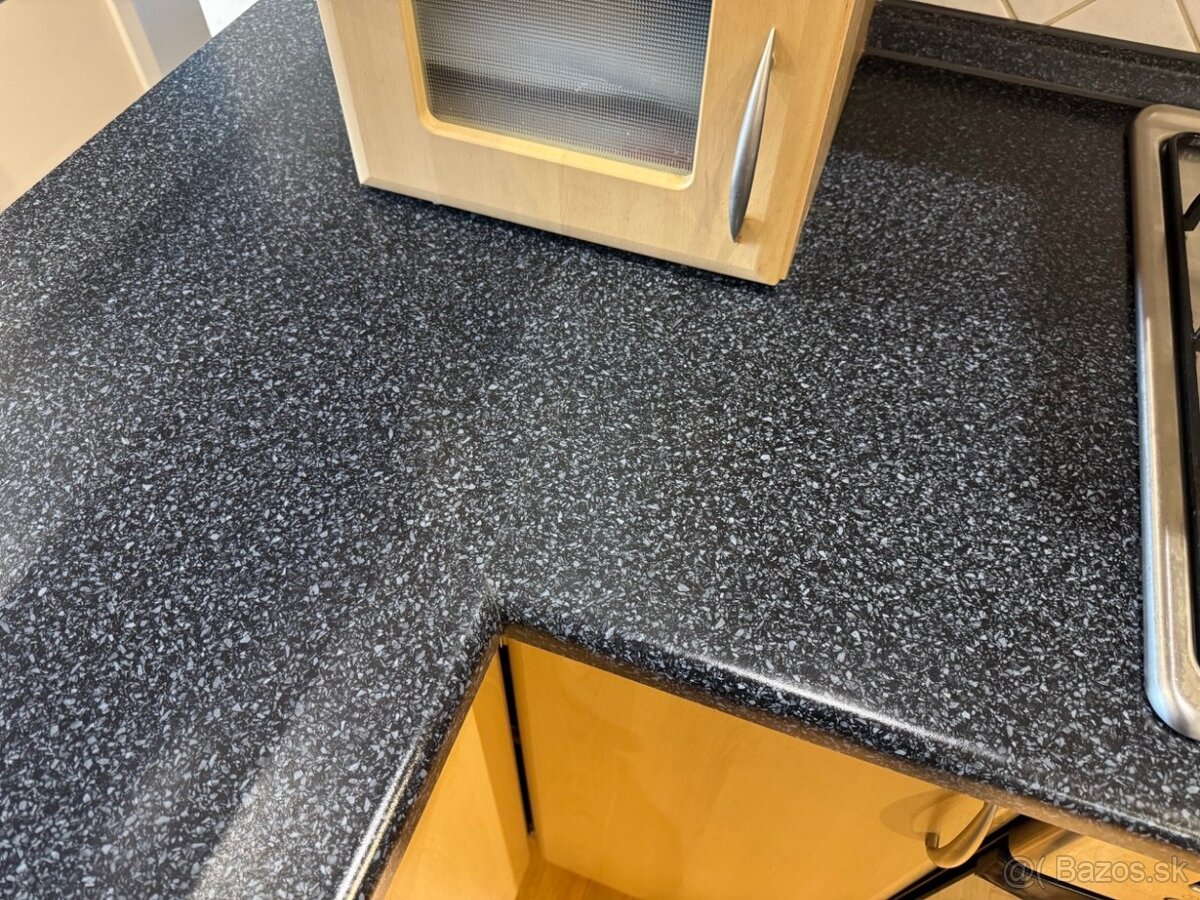 Kuchyňa, šporák, trúba, digestor, mikrovlnka komplet - 16