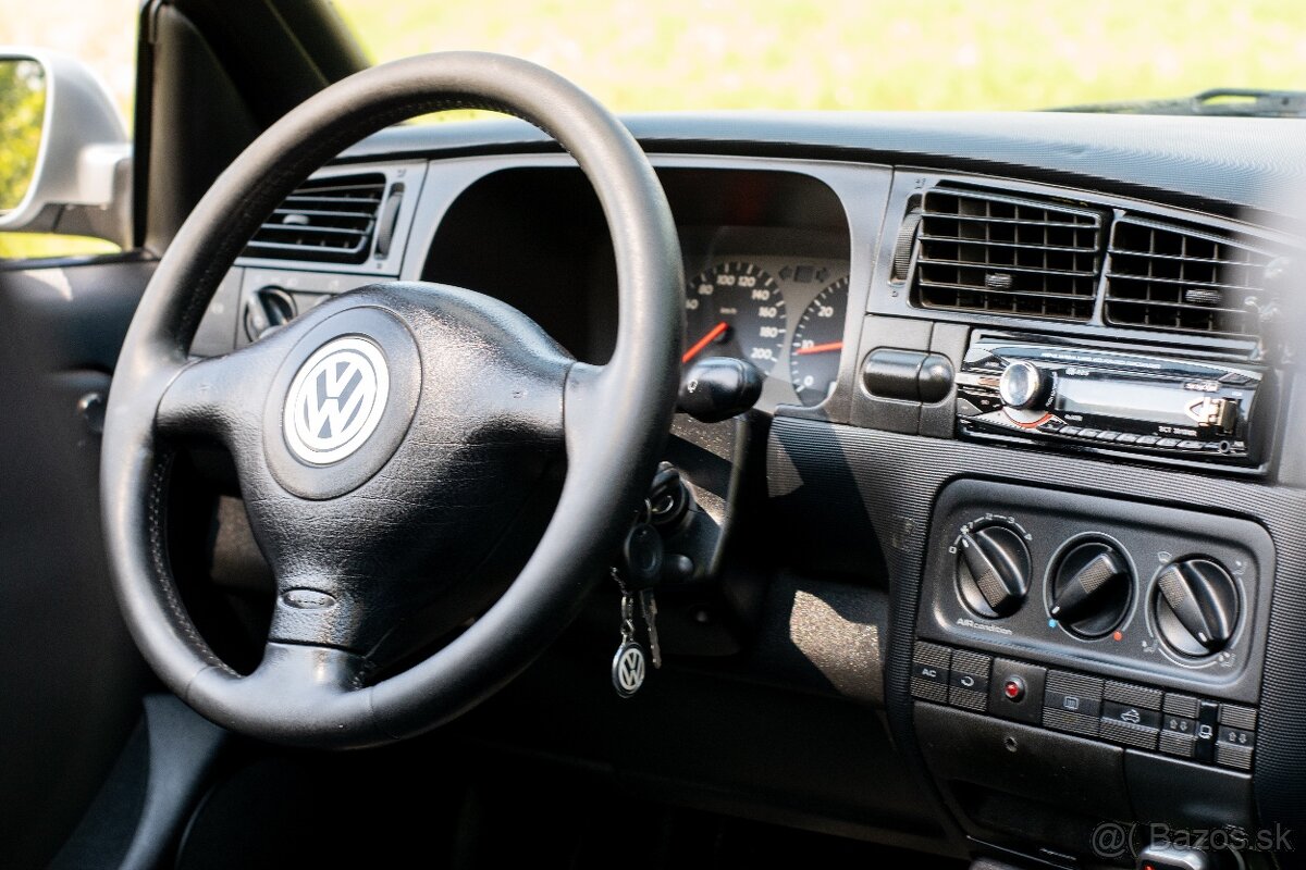 VW Golf Mk3.5 cabrio 1.6 74kw - 16