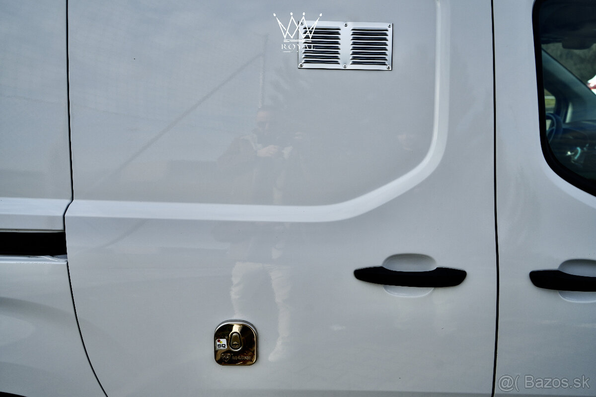 ELEKTRICKÉ Citroën Berlingo ë- Electric 100kW Shine M DPH - 16