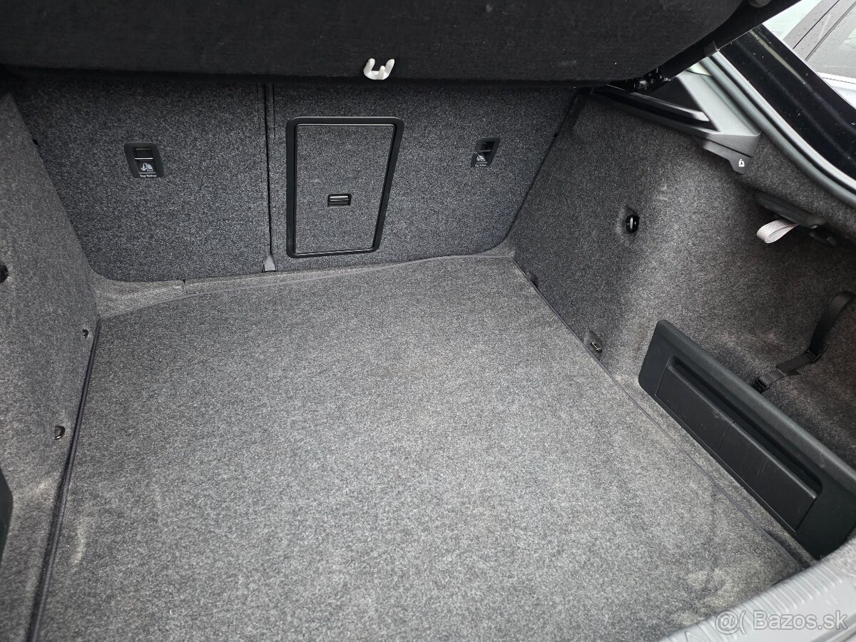 Škoda Octavia 1.6 TDI Elegance - 16