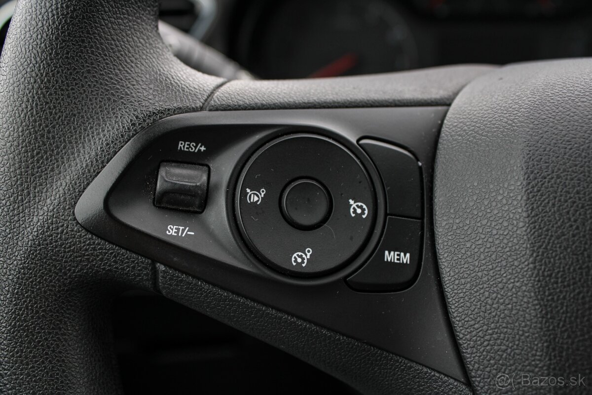 Opel Grandland X 1.2 Turbo - TOP STAV - 16