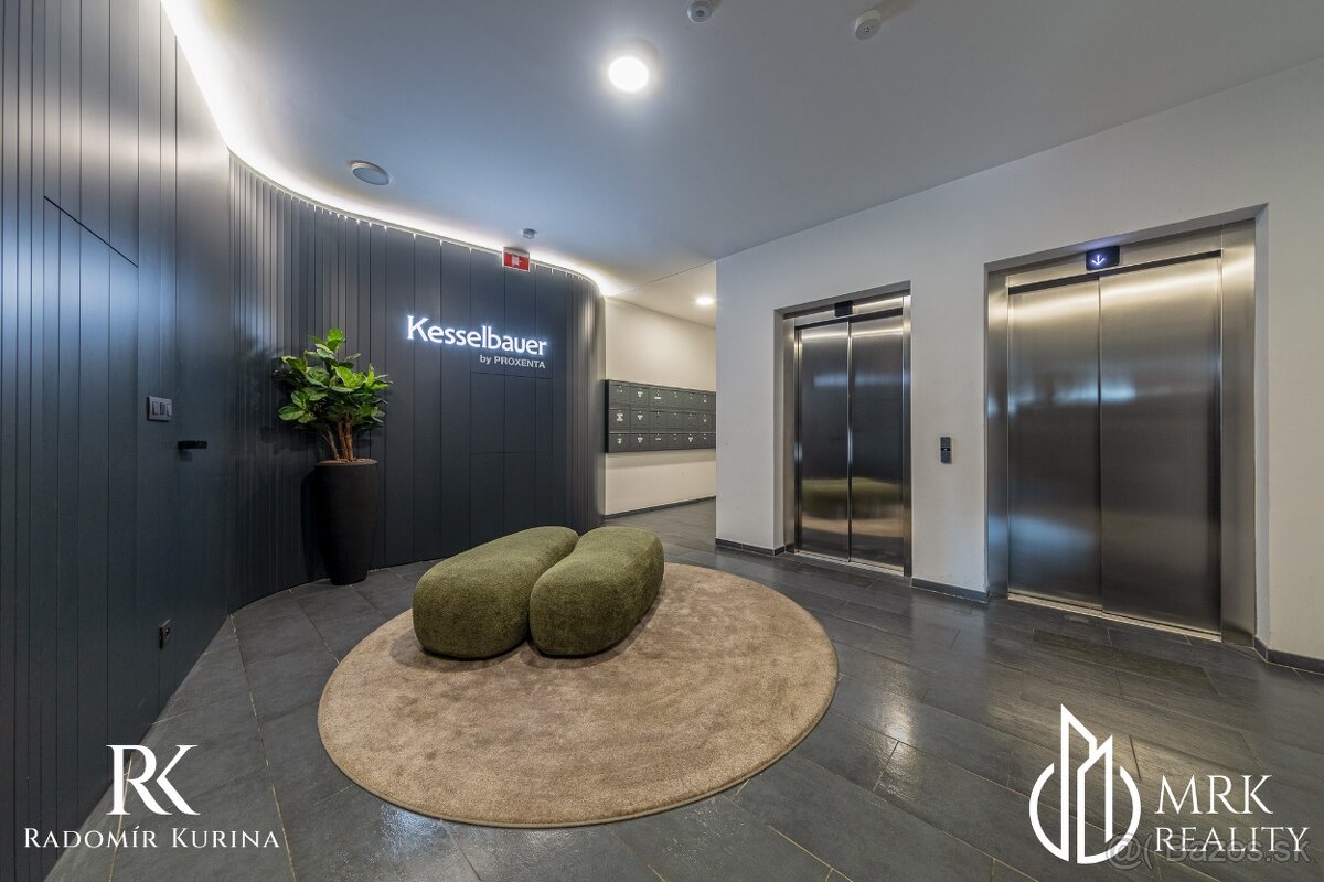 Luxusný kompletne zariadený 2i byt v centre Bratislavy - 16