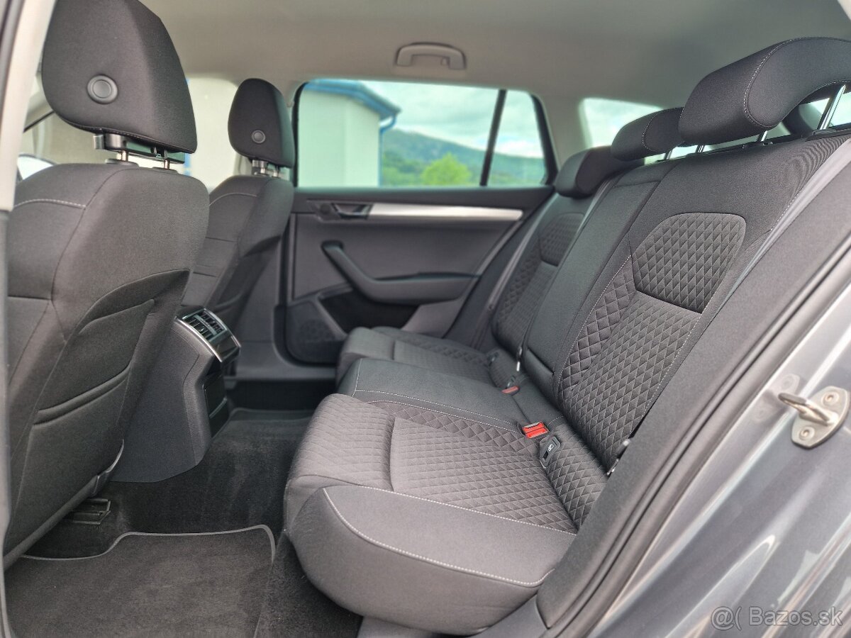 Škoda Superb Combi 2.0 TDI SCR Style DSG - 16