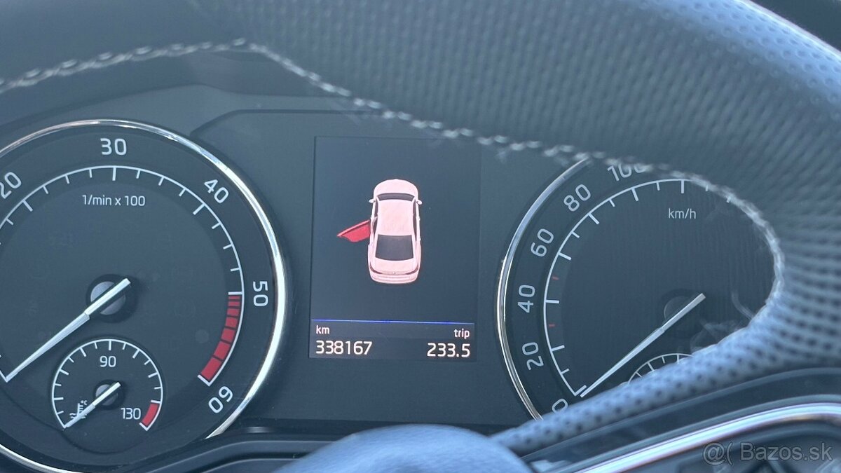 Škoda Superb 2.0 TDI 110 kW - 16