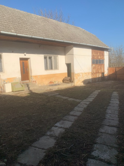 Predám starý rodinný dom s pozemkom Očkov - 16