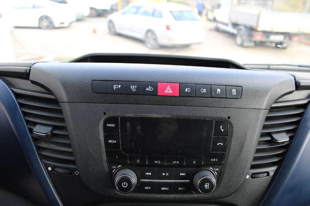 Iveco Daily, 35S180 3,0 Hi-Matic Maxi+Klima+1.maj ČR - 16