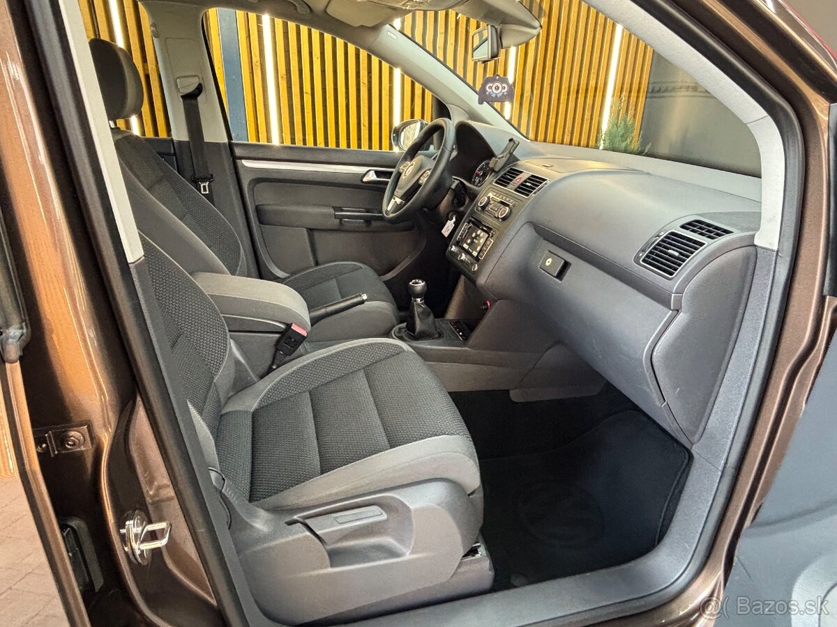 Volkswagen Touran 2.0 TDI Comfortline - 16