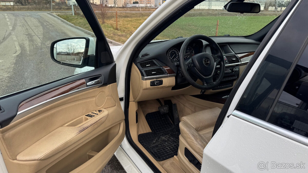 BMW X5 xDrive30d - 16