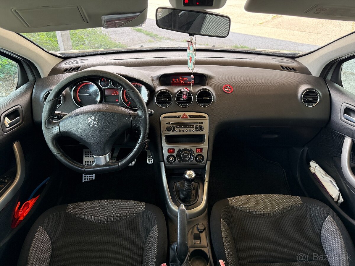 Peugeot 308 1,6 HDi Quiksilver Edition - 16