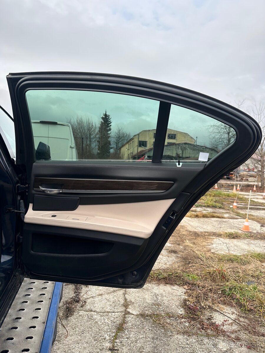 Rozpredam bmw f01 750i - 16