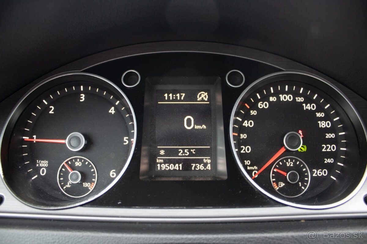 Volkswagen Passat Variant - 16