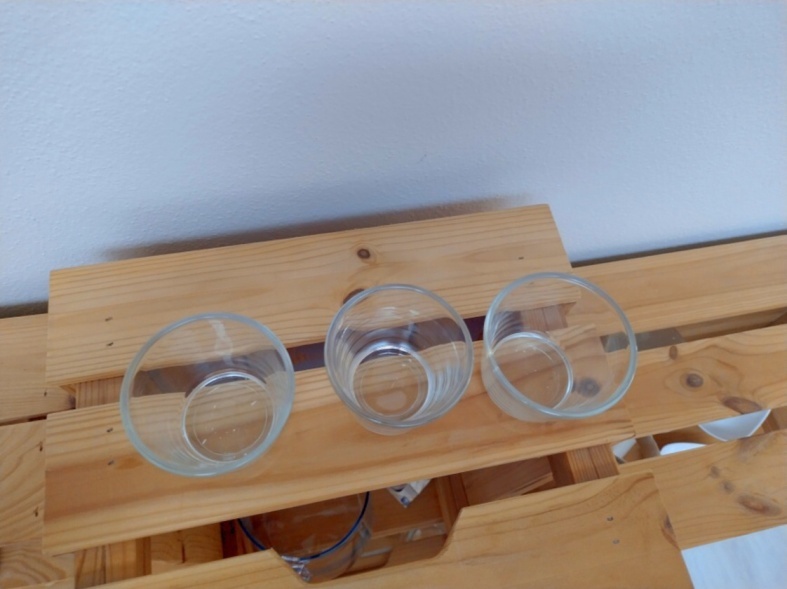 16x skleneny svietnik - 16