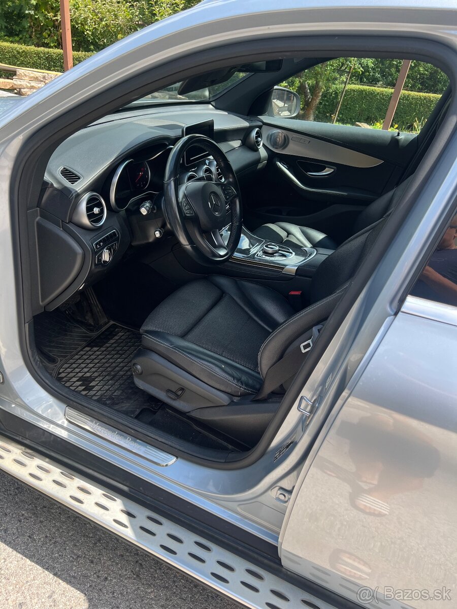 Mercedes-Benz GLC SUV 250d 4MATIC A/T - 16
