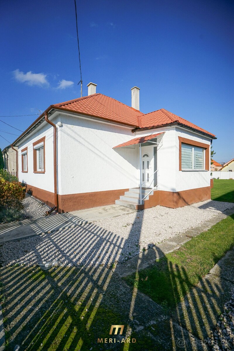 Kompletne zrekonštruovaný RD s veľkým 700m² pozemkom, Rajka - 16