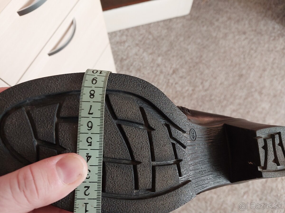 Dámske čižmy pre moletku - 16