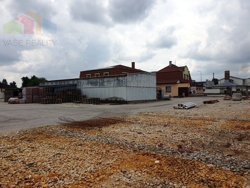 Na predaj priemyselný areál s výmerou 11 000 m² a montova - 16