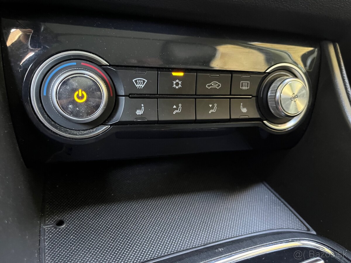 MG ZS EV 45kWh , 2020 elektro - 16