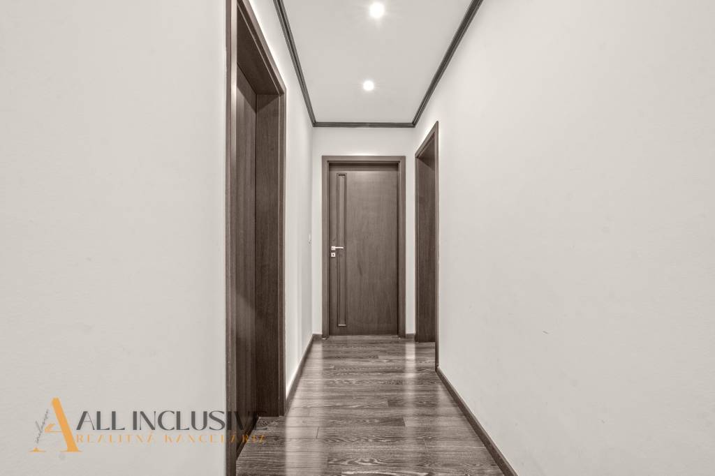 ALL INCLUSIVE | NA PREDAJ LUXUSNÝ 5-IZBOVÝ RODINNÝ DOM | TOP - 16