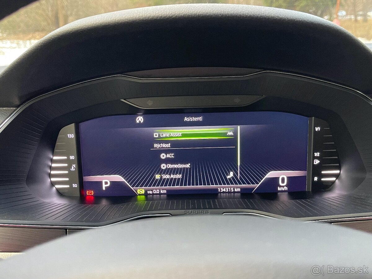 Škoda Superb Combi 2,0 TDI DSG Style packet - odpočet DPH - 16