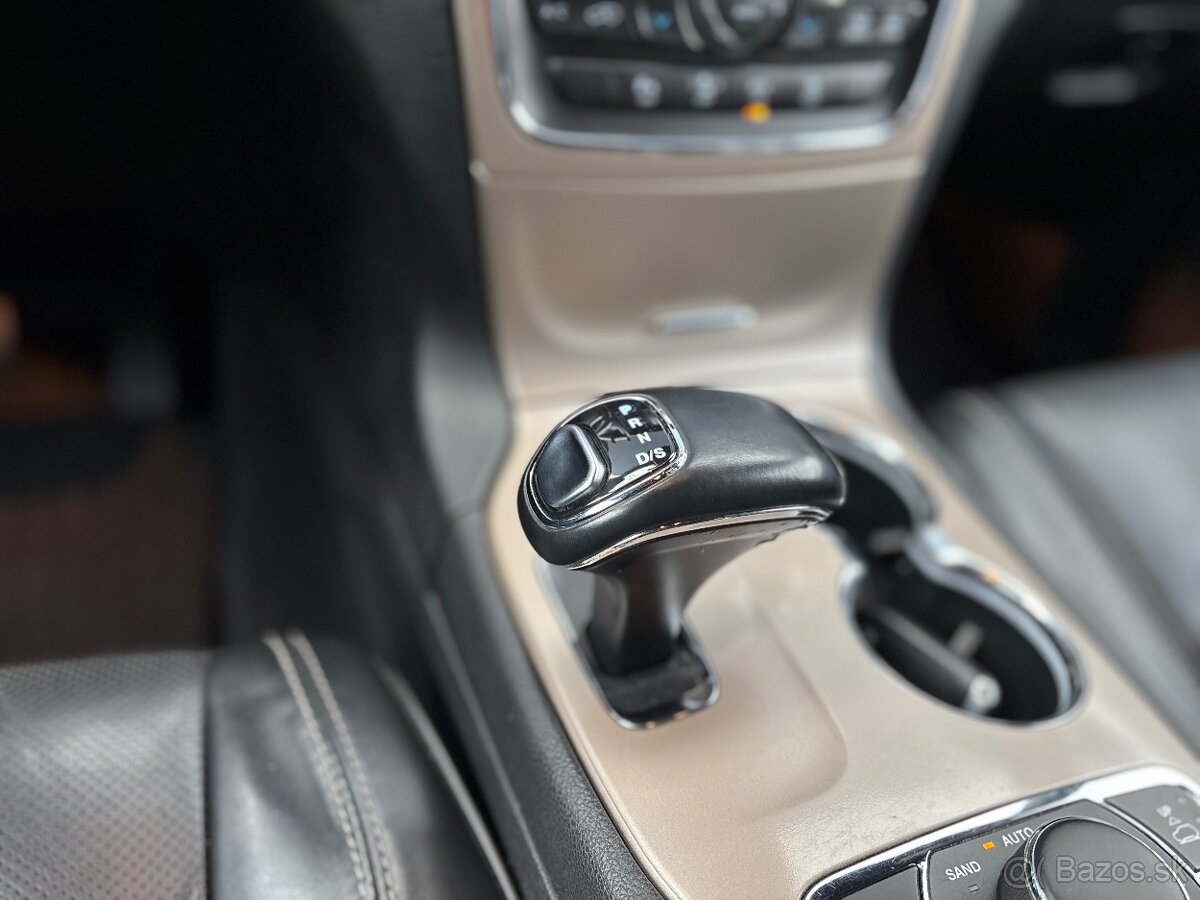 Jeep Grand Cherokee 3.0 CRD 184 kW | 4x4 |OVERLAND| r. 2015 - 16