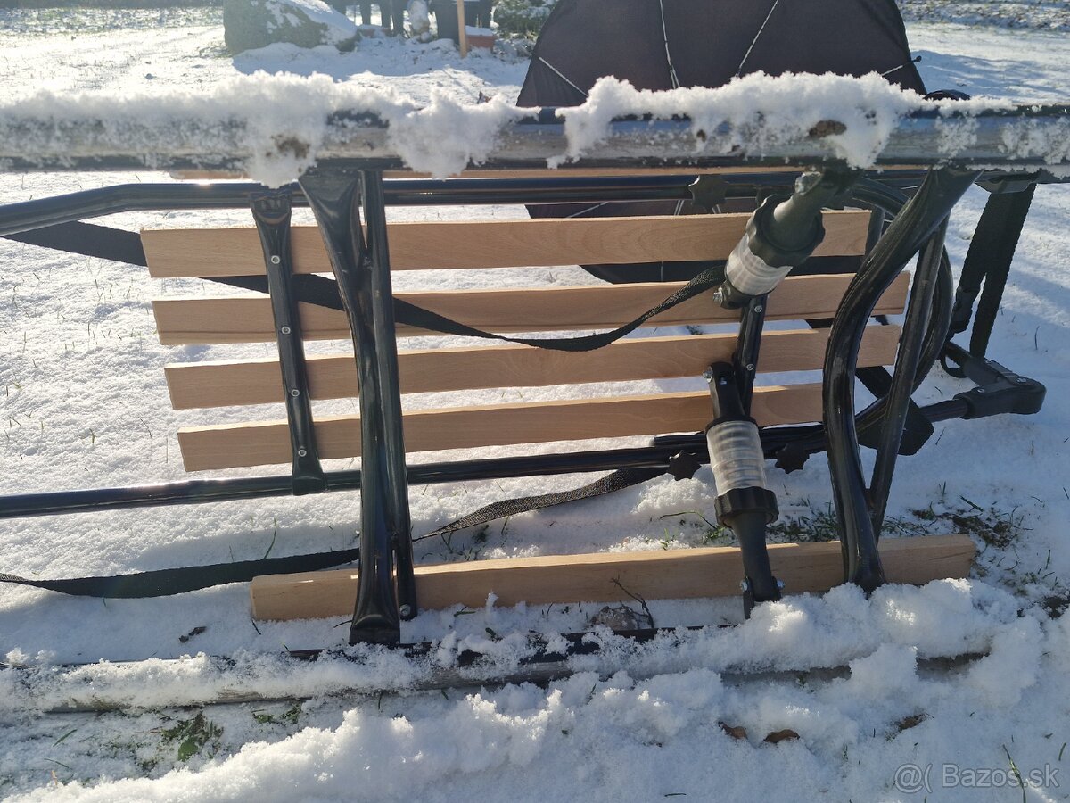 Lyže lyžiarky saňe korčule - 16