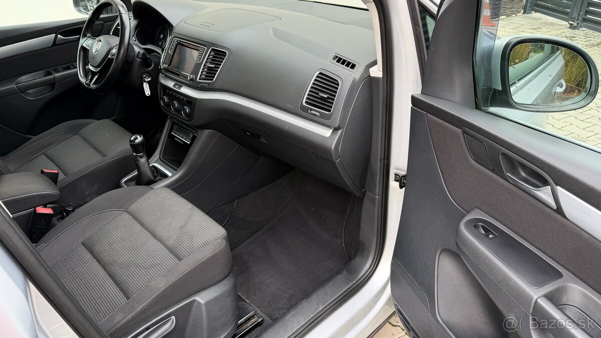 VOLKSWAGEN SHARAN 4MOTION - NA PREDAJ - 16