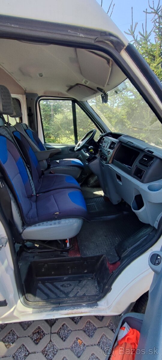 Ford Transit 300L 2,2 Tdci 6 miest, ťažné + NOVÁ STK - 16