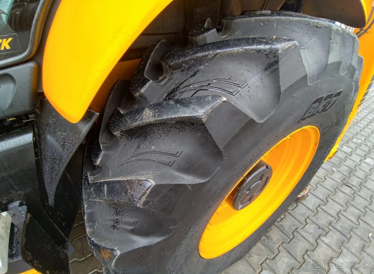 JCB 5CX Sitemaster PRO - 16