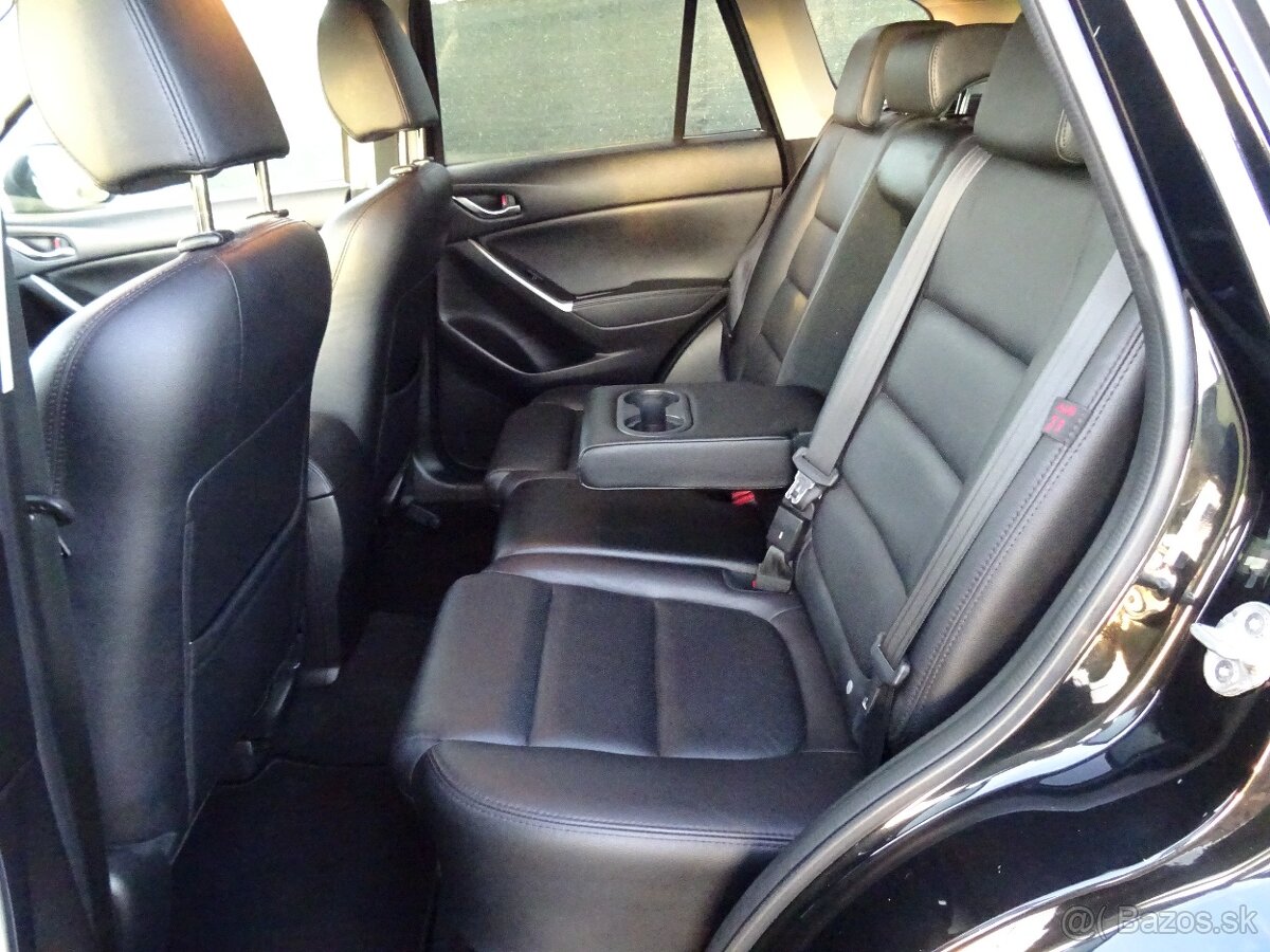 Mazda CX-5 2,2 Skyactiv-D 4x4 129kW tažné, pěkná výbava - 16