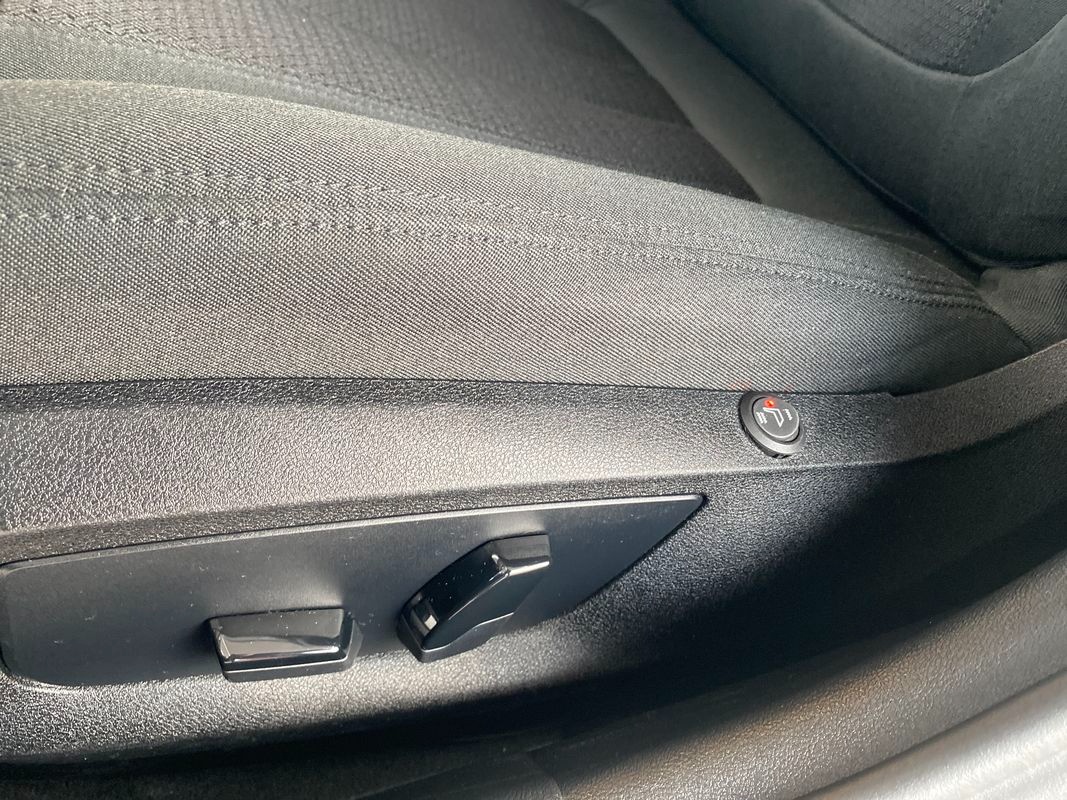 BMW 520D xDrive 140kW Touring AT/8 - 16