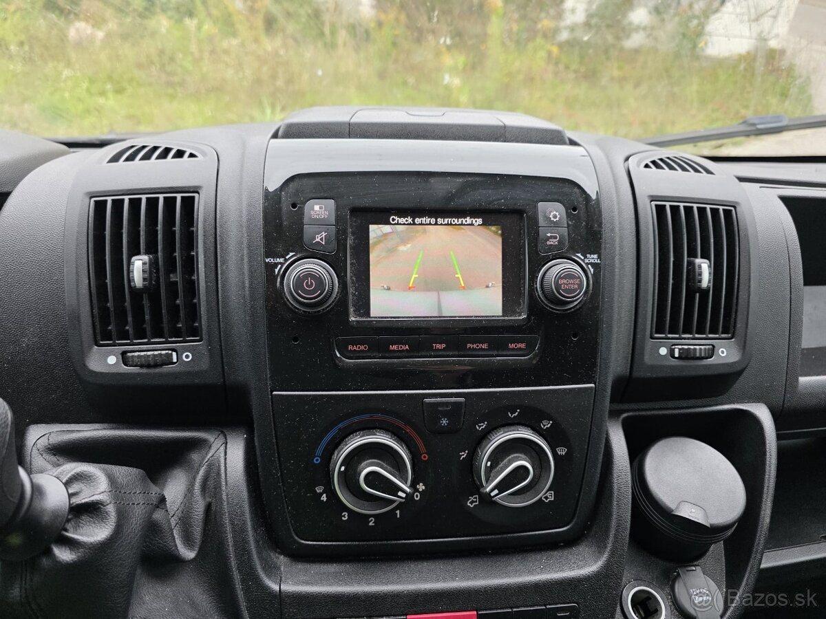 Citroën Jumper 2.2 BlueHDi 121 kW L4H3 - 16
