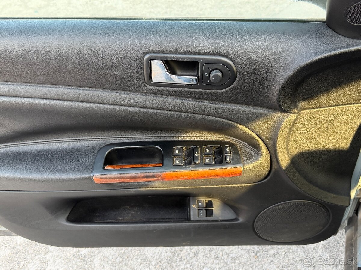 Volkswagen Passat 1,9tdi 96kw HIGHLINE - 16