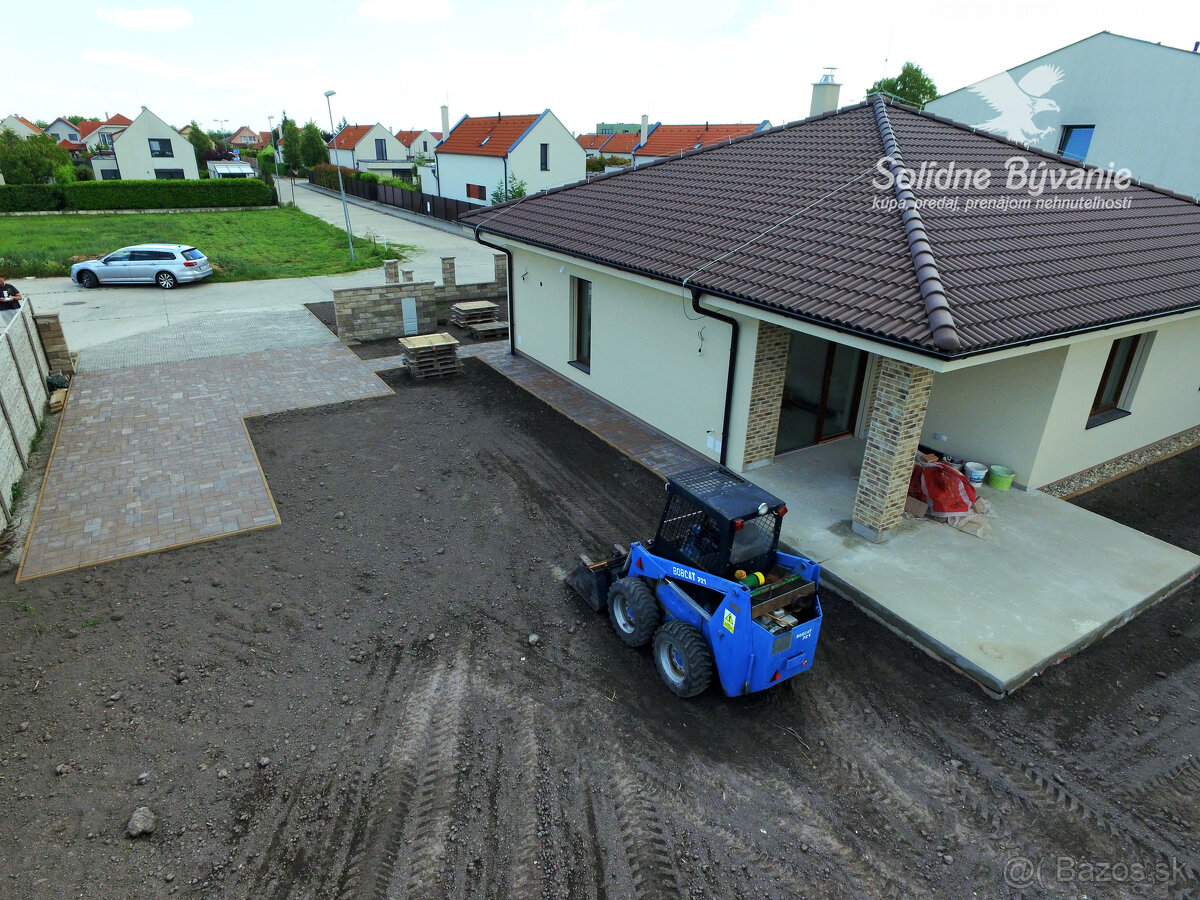 Na predaj skolaudovaná 4-izbová novostavba rodinného domu v - 16