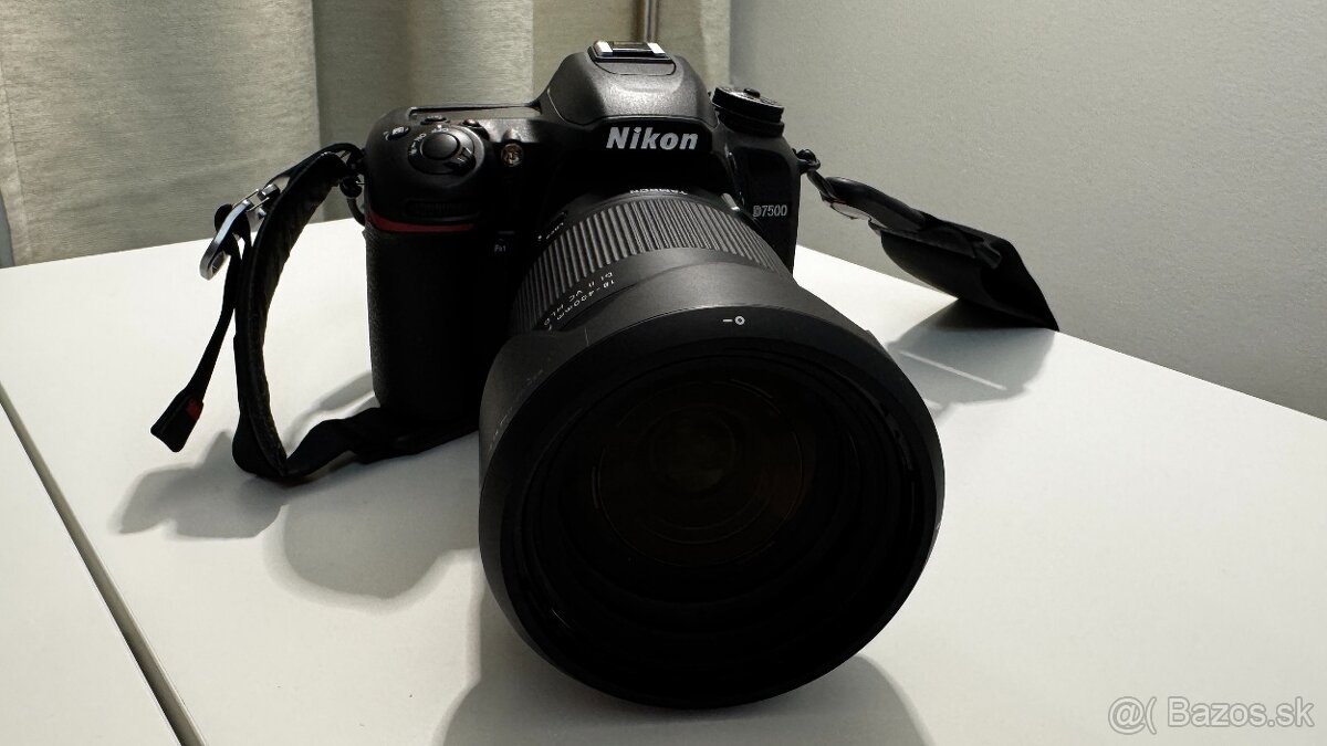 Nikon D7500 + objektív + príslušenstvo - 16