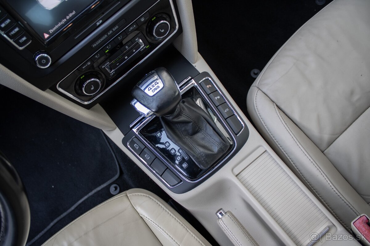Škoda Superb Combi 3.6 FSI 4X4 Elegance - 16