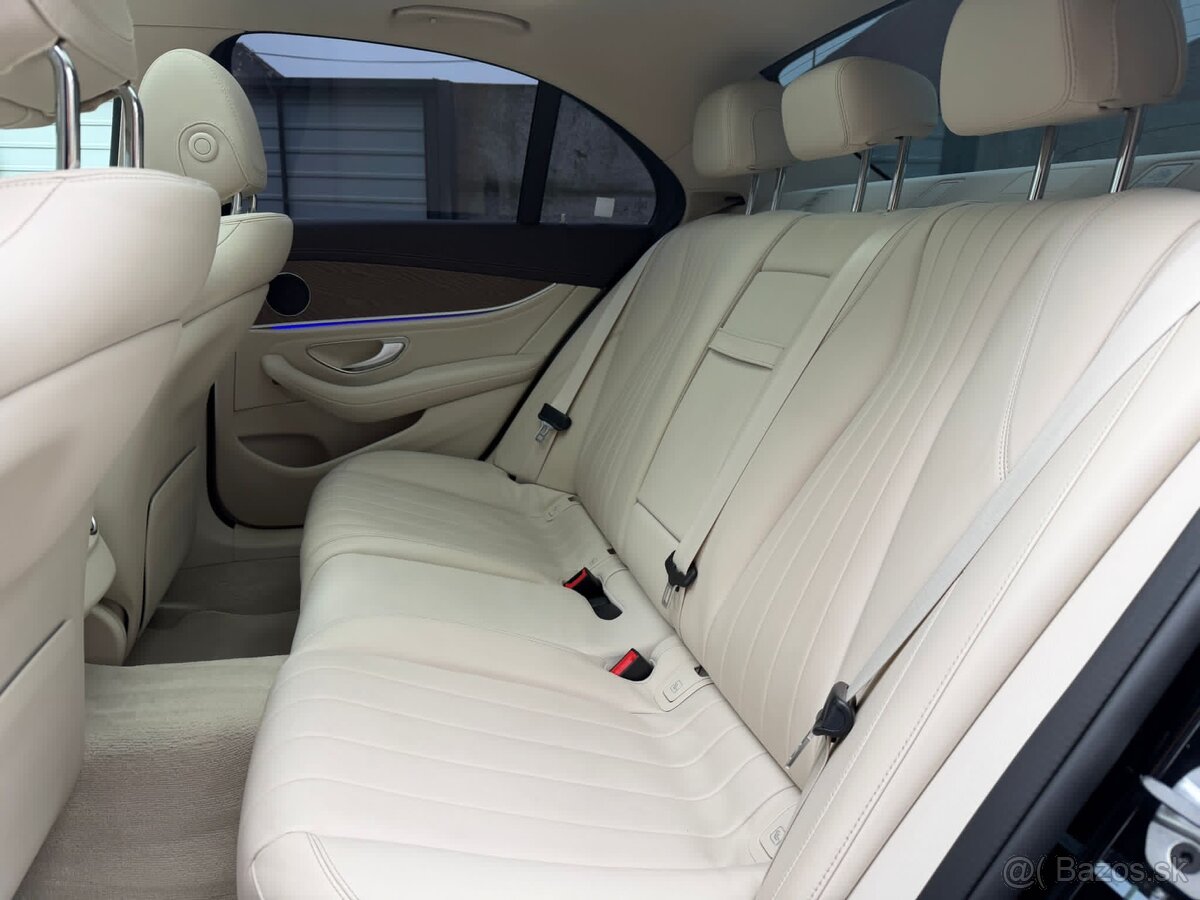 Mercedes Benz E400 D 4Matic - 16