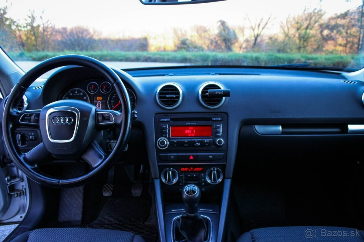 Audi A3 Sportback 1.6 Ambition - 16