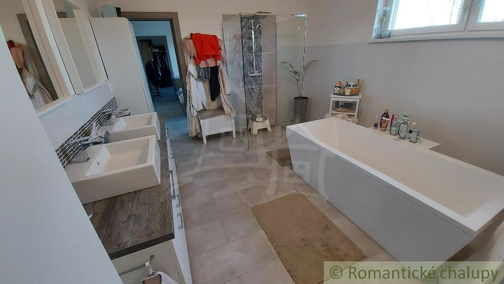 Exkluzívna usadlosť na bývanie, podnikanie, farmu, alebo a - 16