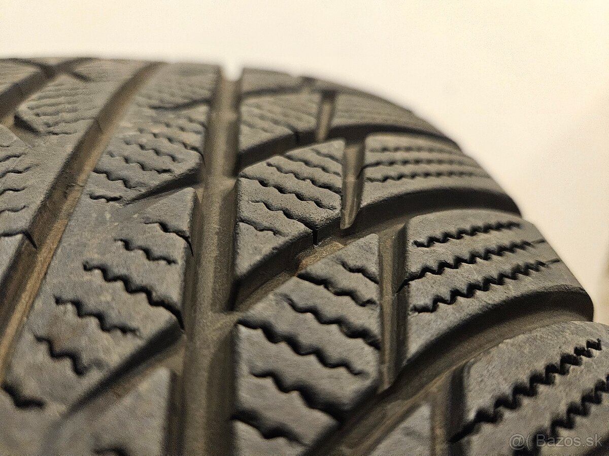 Zimné pneumatiky Bridgestone - 215/65 r17 99H - 16