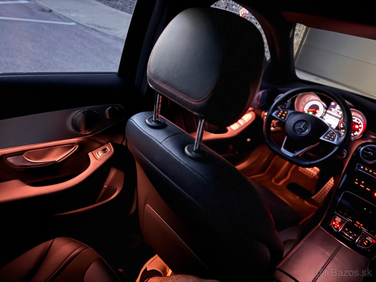 Mercedes C43 AMG kombi - 16