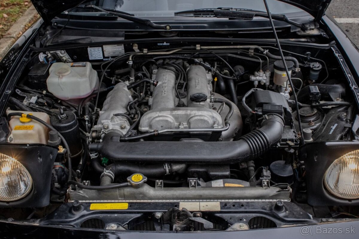 Mazda MX-5 Miata 1,8 benzín - 16