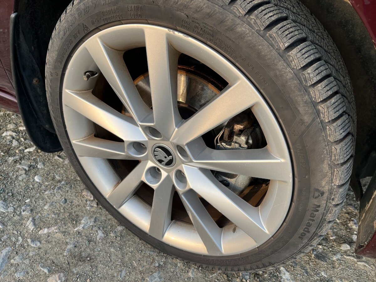 Škoda Superb Combi 2.0 TDI 125 kW - 16