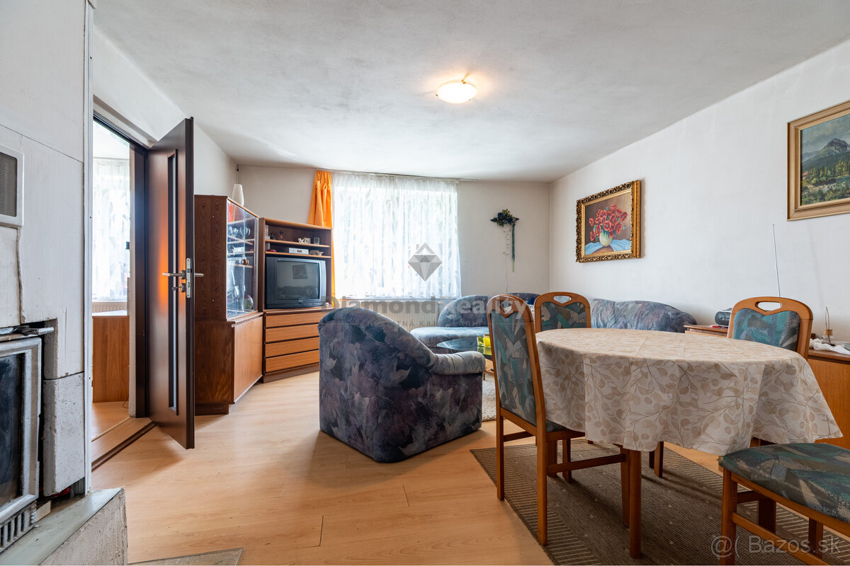 NA PREDAJ RODINNÝ DOM S 3 BYTOVÝMI JEDNOTKAMI, OBEC TELGÁRT - 16