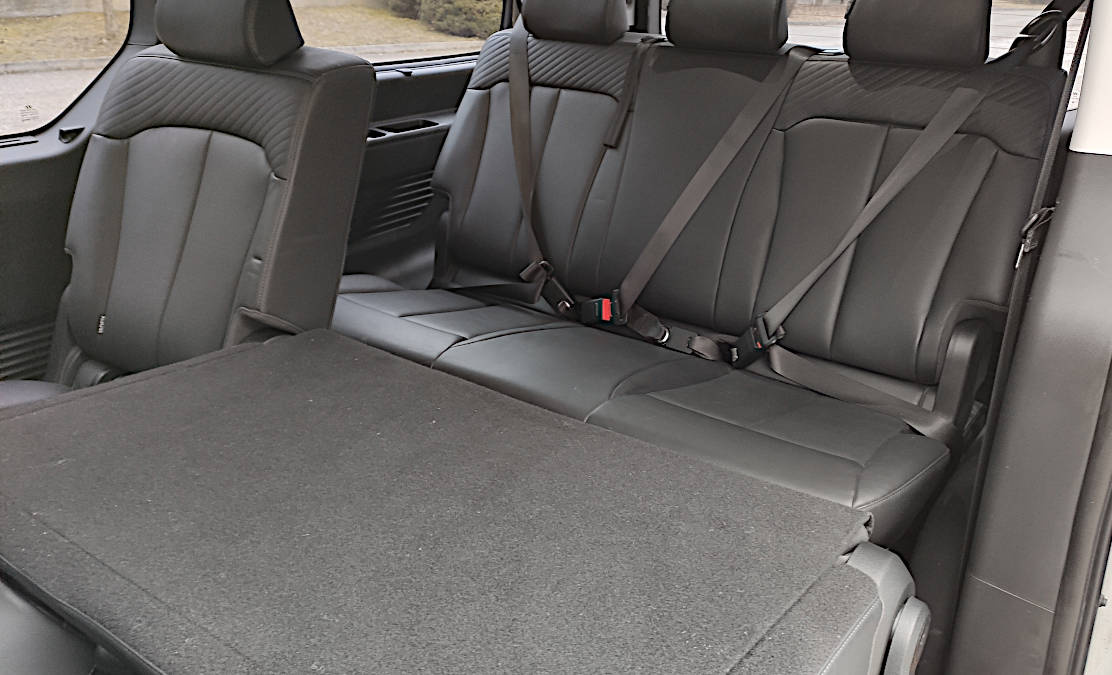 Hyundai Staria 2.2 CRDi Premium A/T - 16