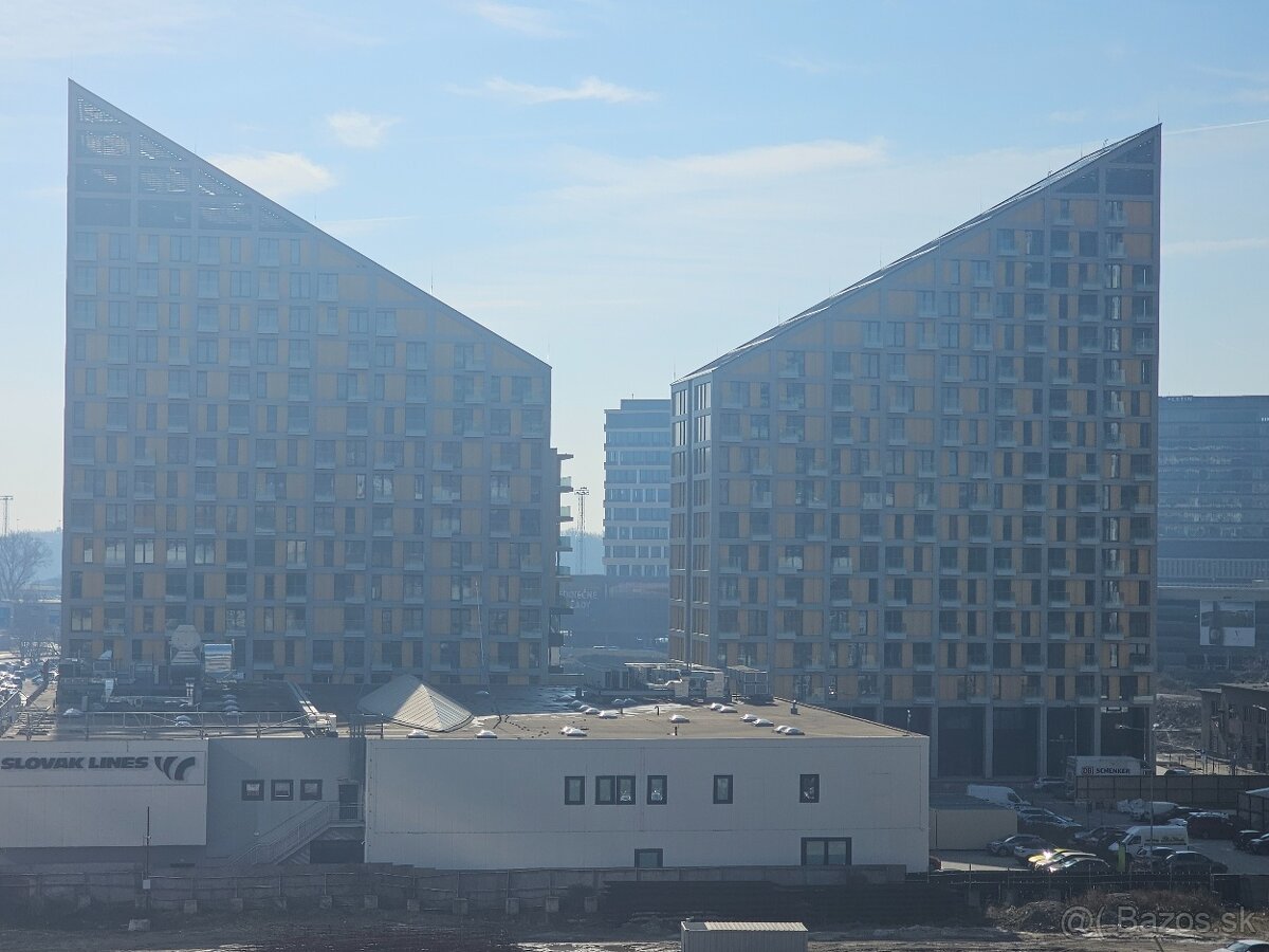 NA PREDAJ NOVÝ 2 IZBOVÝ BYT BRATISLAVA CENTRUM - 16