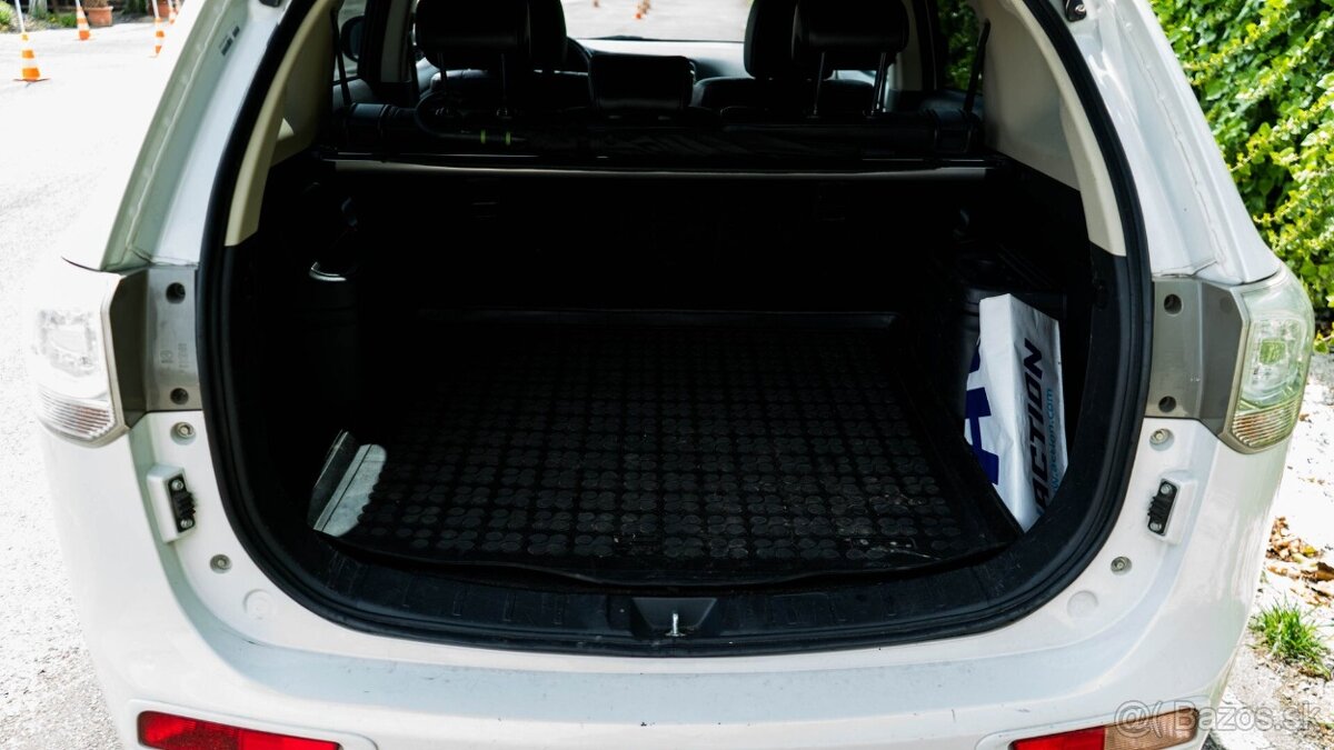 Mitsubishi Outlander 2.2 DI-D Instyle A/T - 16