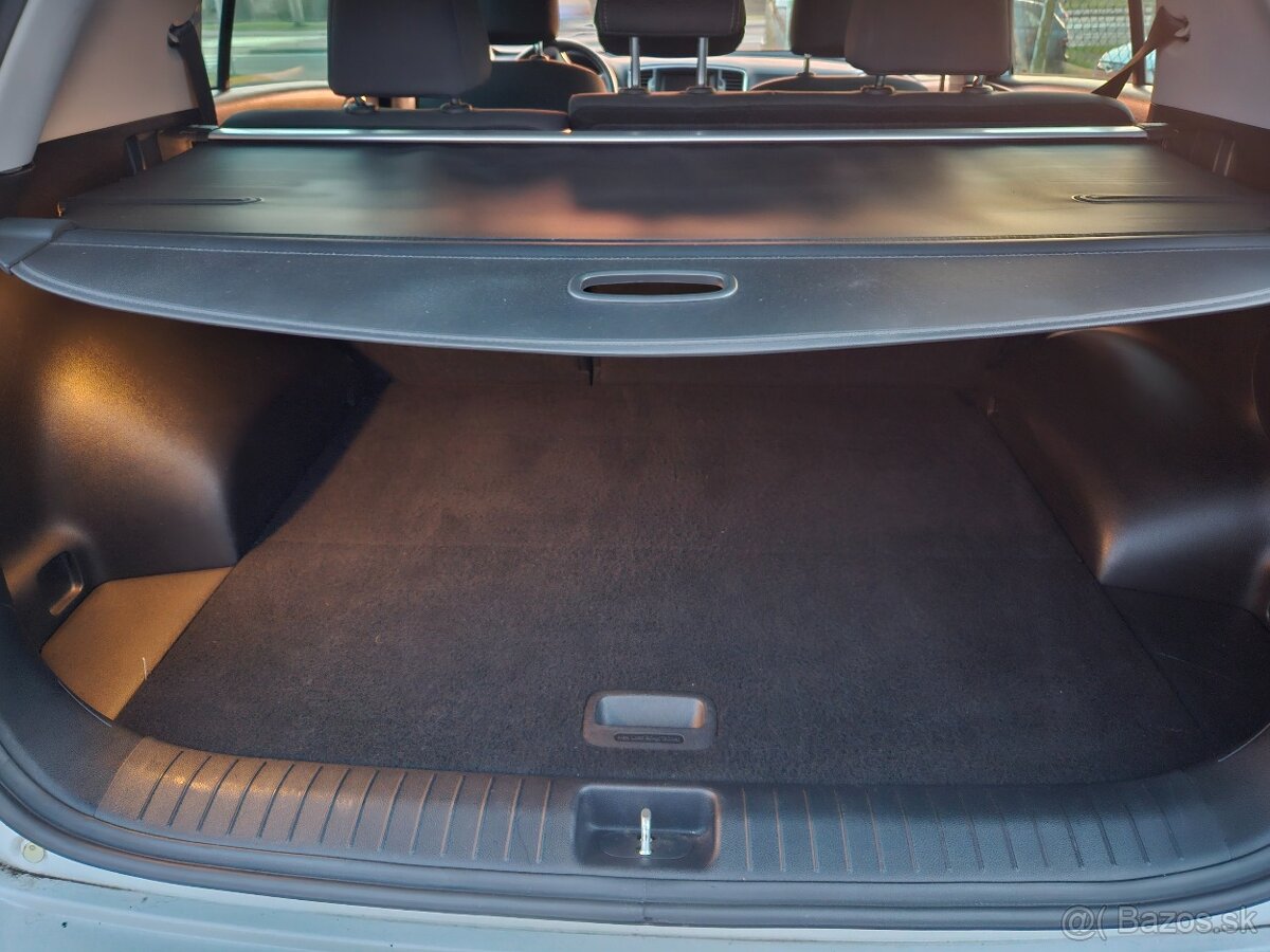 Kia Sportage 1.7CRDi 115KM Navi Kamera biela perla - 16