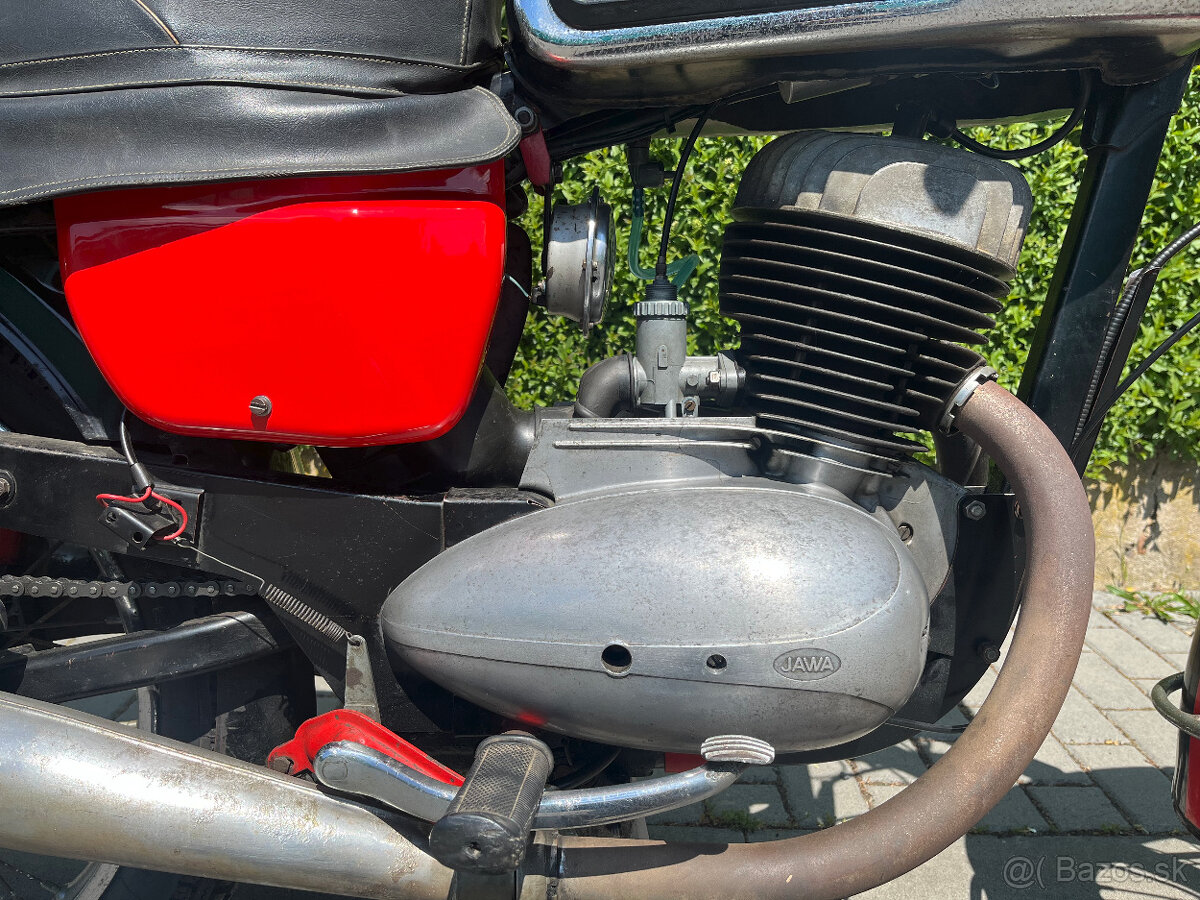 Jawa 250/590 Californian III - 16