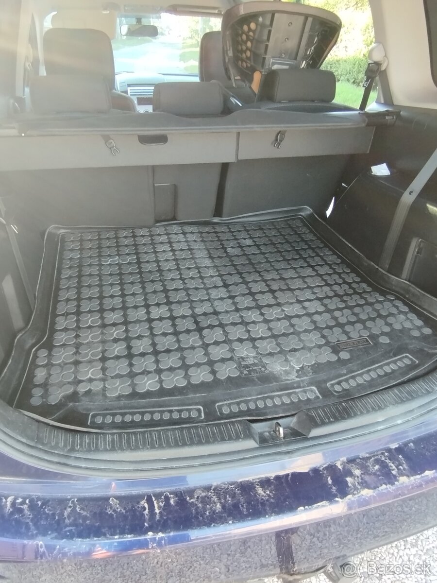 Mazda 5 1.8, 7 miest, ťažné - 16